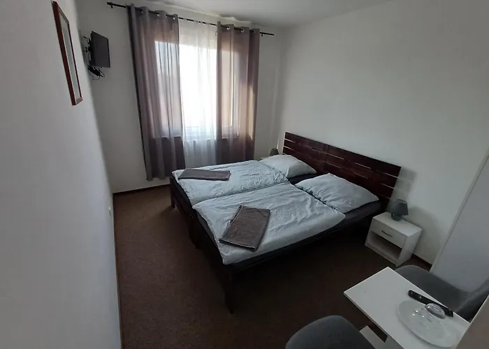 Aries Guest house 3*